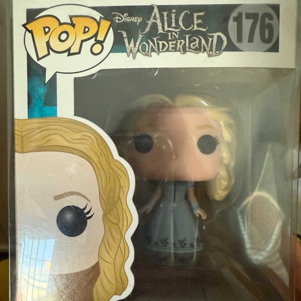 New Alice in Wonderland Alice pop in box #176